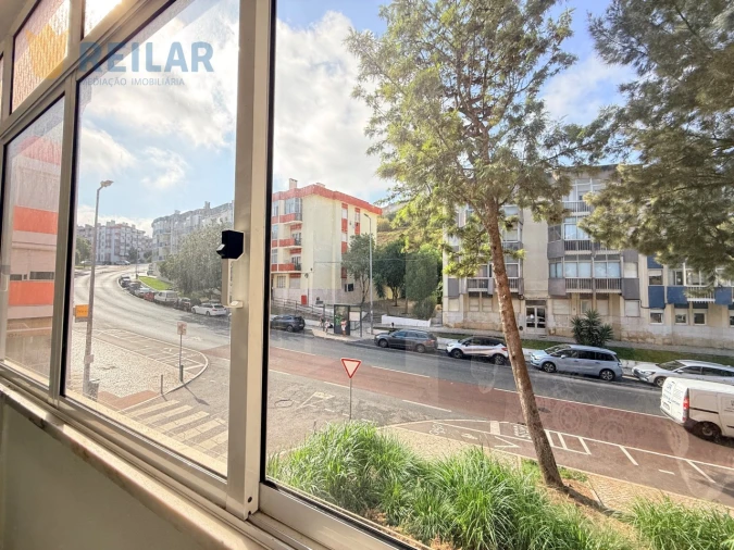 Apartamento T3 para Venda em Agualva e Mira-Sintra Foto 34