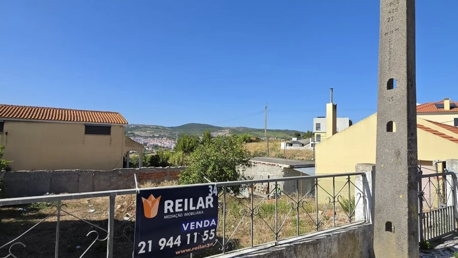 Terreno para Venda em Vialonga