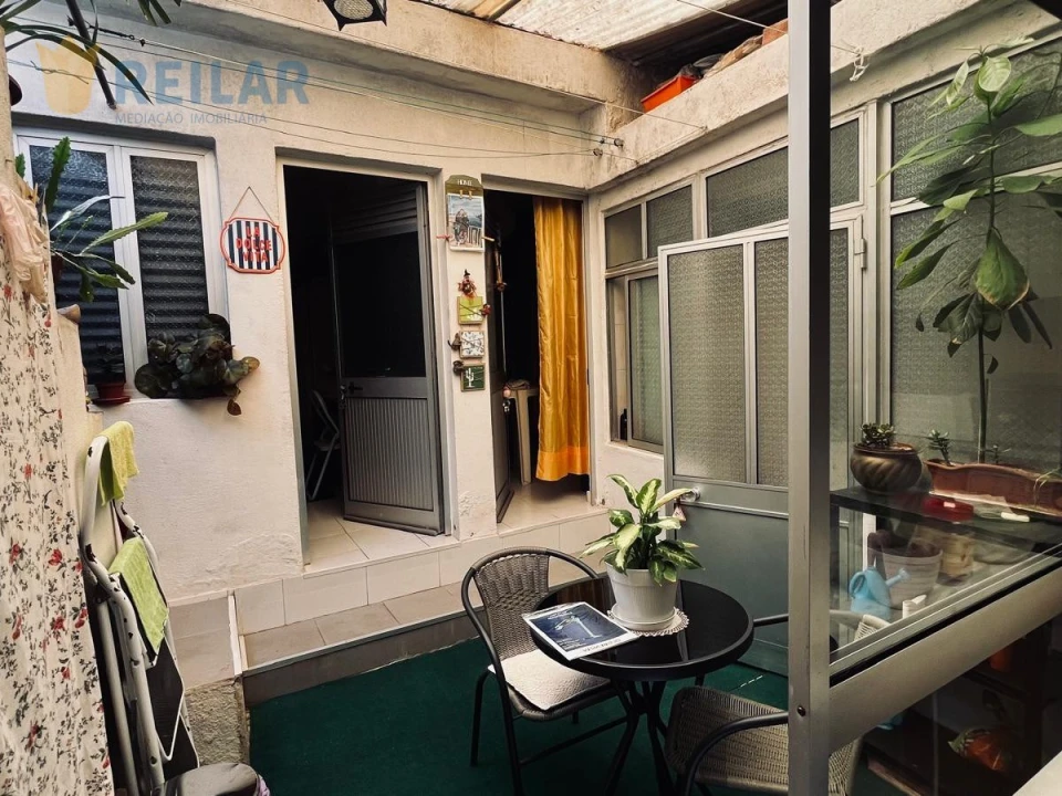 Apartamento T1 para Venda em São Vicente Foto 3