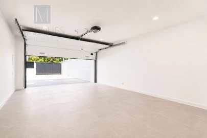 Moradia T4 para Venda em Corroios