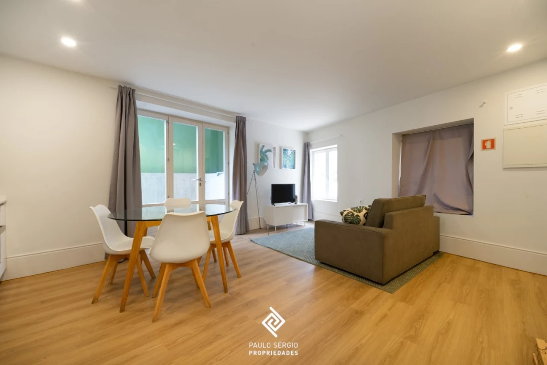Apartamento T1 para Venda em Cedofeita, Santo Ildefonso, Sé, Miragaia, São Nicolau e Vitória Foto 6