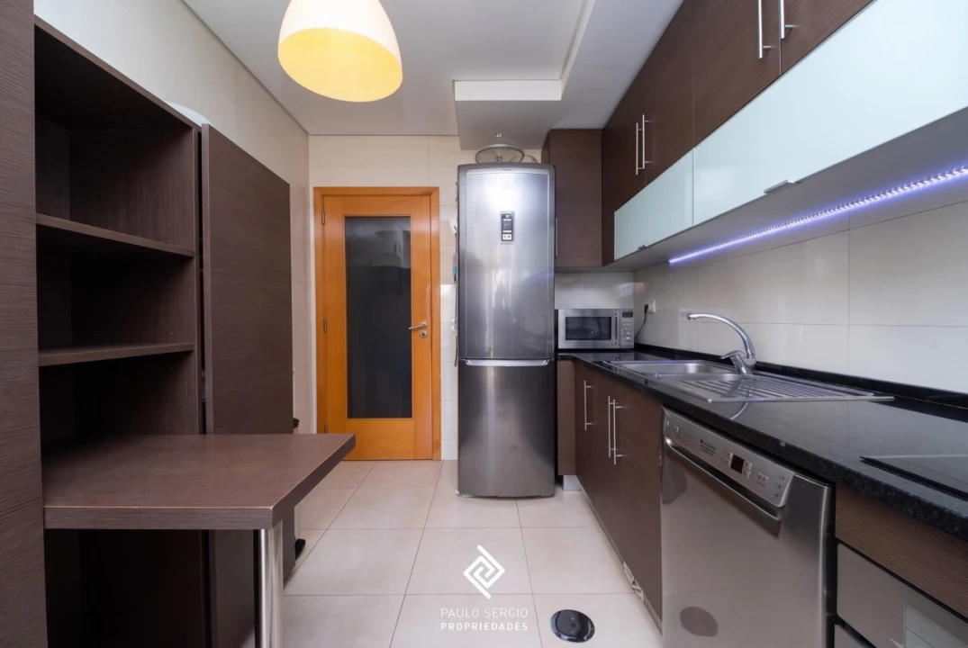 Apartamento T3 para Venda em Espinho Foto 3