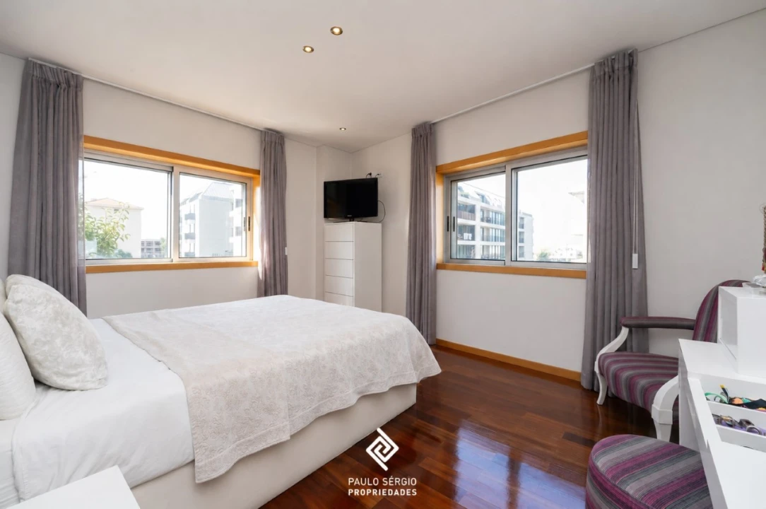 Apartamento T3 para Venda em Espinho Foto 10