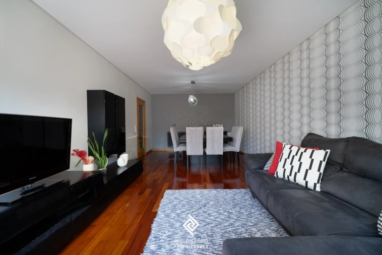 Apartamento T3 para Venda em Espinho Foto 5