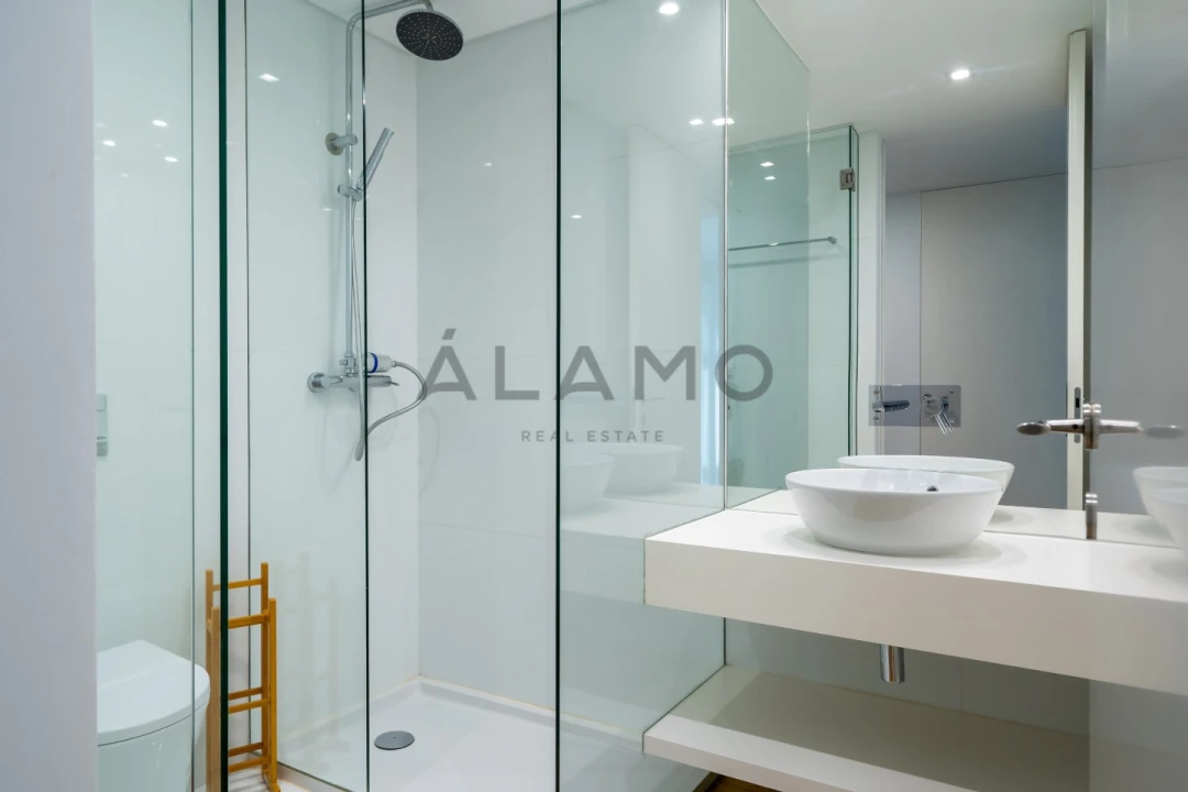 Apartamento T2 para Venda em Quarteira Foto 18