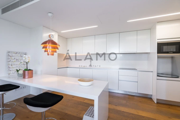 Apartamento T2 para Venda em Quarteira Foto 11