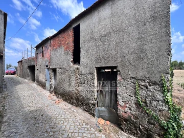 Armazém para Venda em Arega