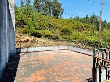 Moradia T2 para Venda em Figueiró dos Vinhos e Bairradas