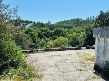 Moradia T2 para Venda em Figueiró dos Vinhos e Bairradas