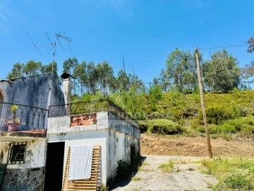 Moradia T2 para Venda em Figueiró dos Vinhos e Bairradas