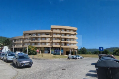 Garagem para Venda em Santa Maria Maior e Monserrate e Meadela