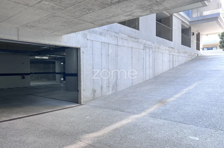 Apartamento T2 para Arrendamento em Canidelo Foto 31