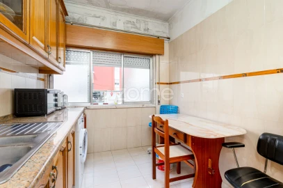 Apartamento T3 para Venda em Mina de Água