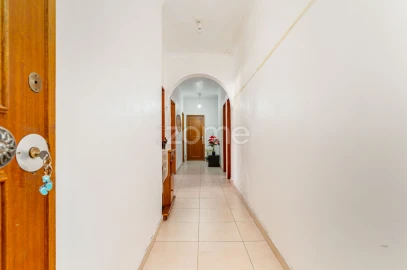 Apartamento T3 para Venda em Mina de Água