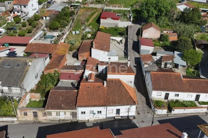 Moradia T2 para Venda em Taveiro, Ameal e Arzila