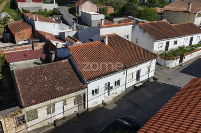Moradia T2 para Venda em Taveiro, Ameal e Arzila