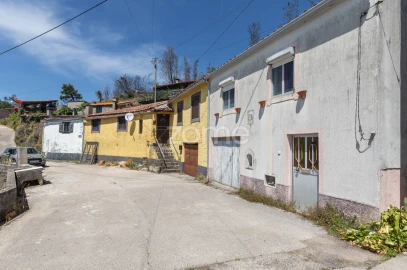Moradia T2 para Venda em Lousã e Vilarinho