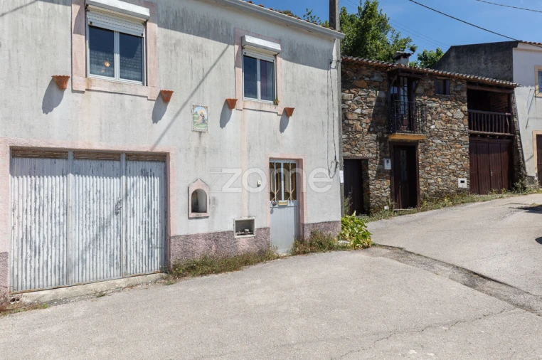 Moradia T2 para Venda em Lousã e Vilarinho Foto 18