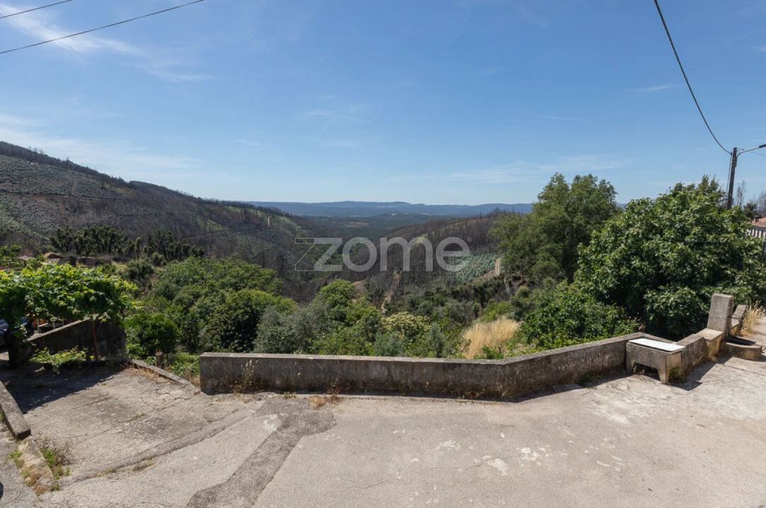 Moradia T2 para Venda em Lousã e Vilarinho Foto 17
