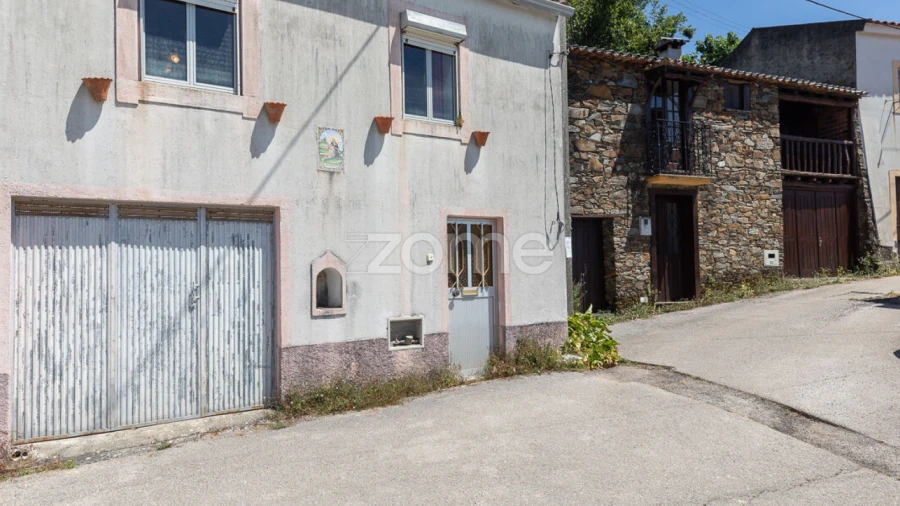 Moradia T2 para Venda em Lousã e Vilarinho