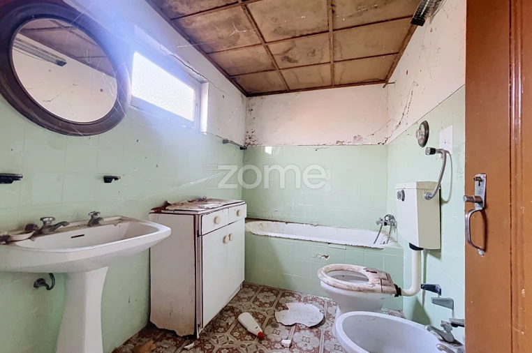 Moradia T4 para Venda em Abrunheira, Verride e Vila Nova da Barca Foto 28