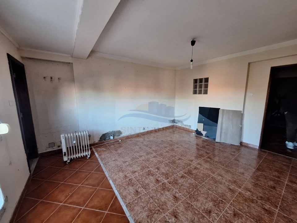 Apartamento T1 para Venda em Mina de Água Foto 6