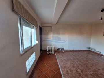 Apartamento T1 para Venda em Mina de Água