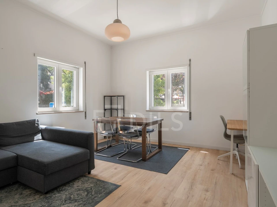 Apartamento T1 para Venda em São Vicente Foto 1