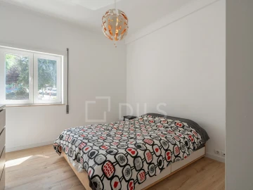 Apartamento T1 para Venda em São Vicente