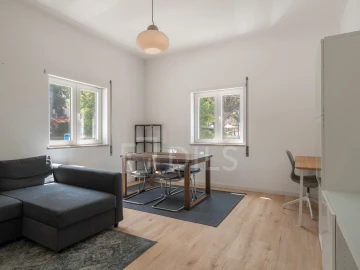 Apartamento T1 para Venda em São Vicente
