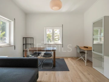 Apartamento T1 para Venda em São Vicente