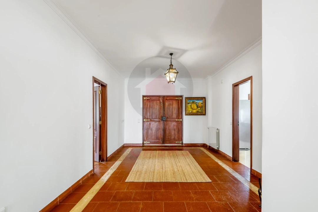Moradia T5 para Venda em Nadadouro Foto 6