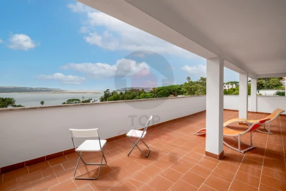 Moradia T5 para Venda em Nadadouro