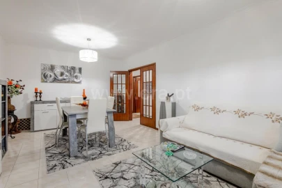 Apartamento T2 para Venda em Vilar de Andorinho