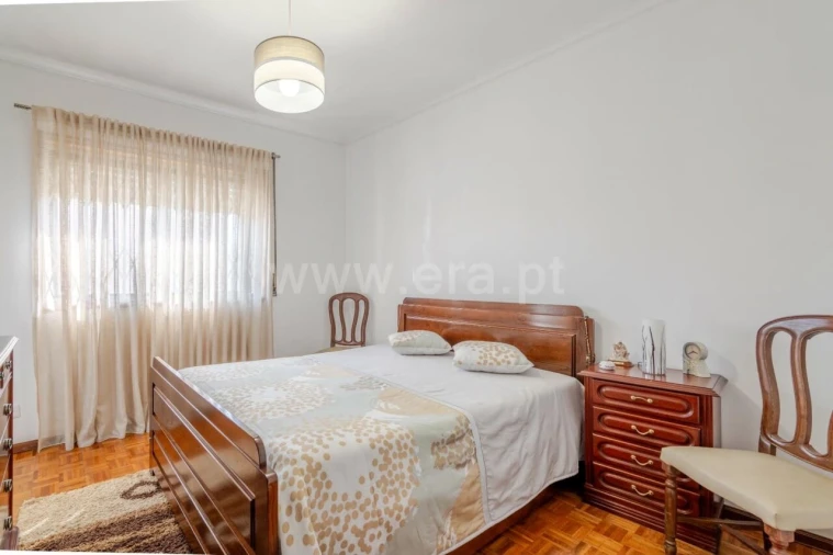 Apartamento T2 para Venda em Vilar de Andorinho Foto 7
