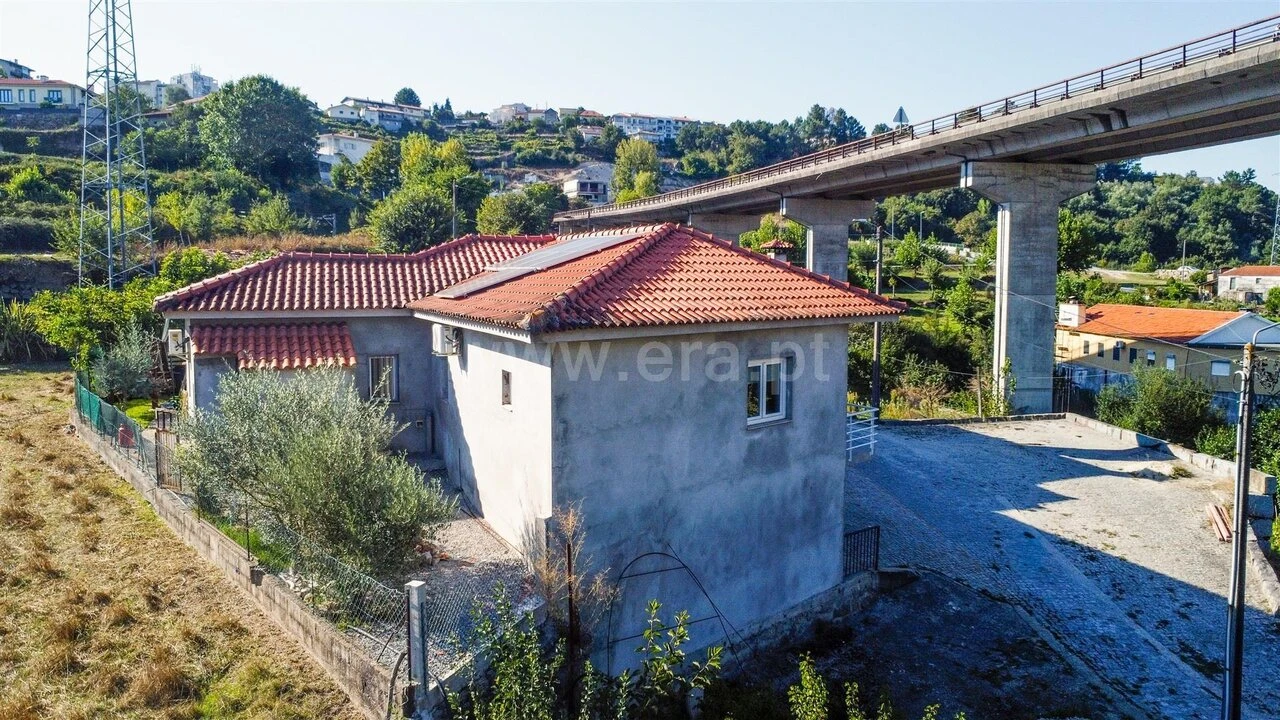 Moradia T4 para Venda em Marco Foto 17