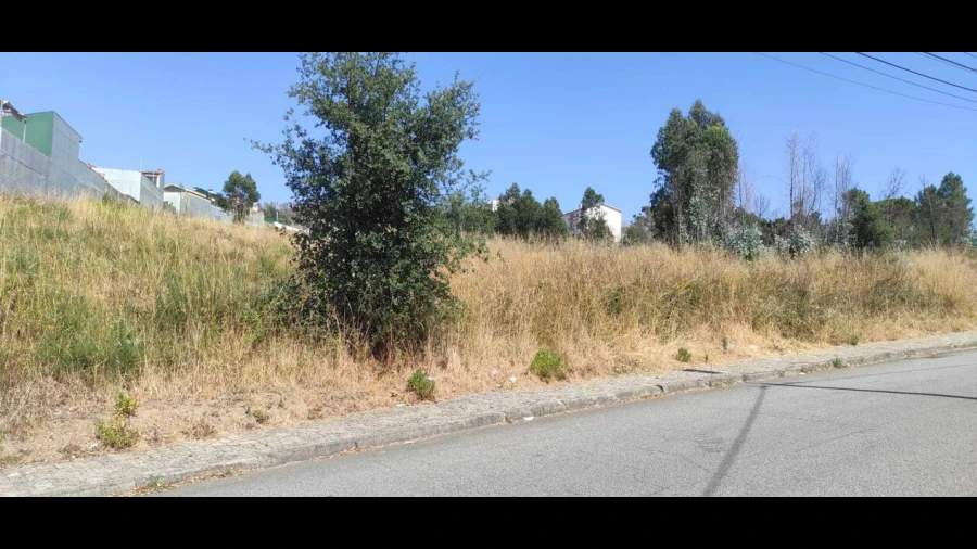 Terreno para Venda em Alfena