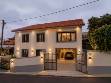 Moradia T4 para Venda em Calheta