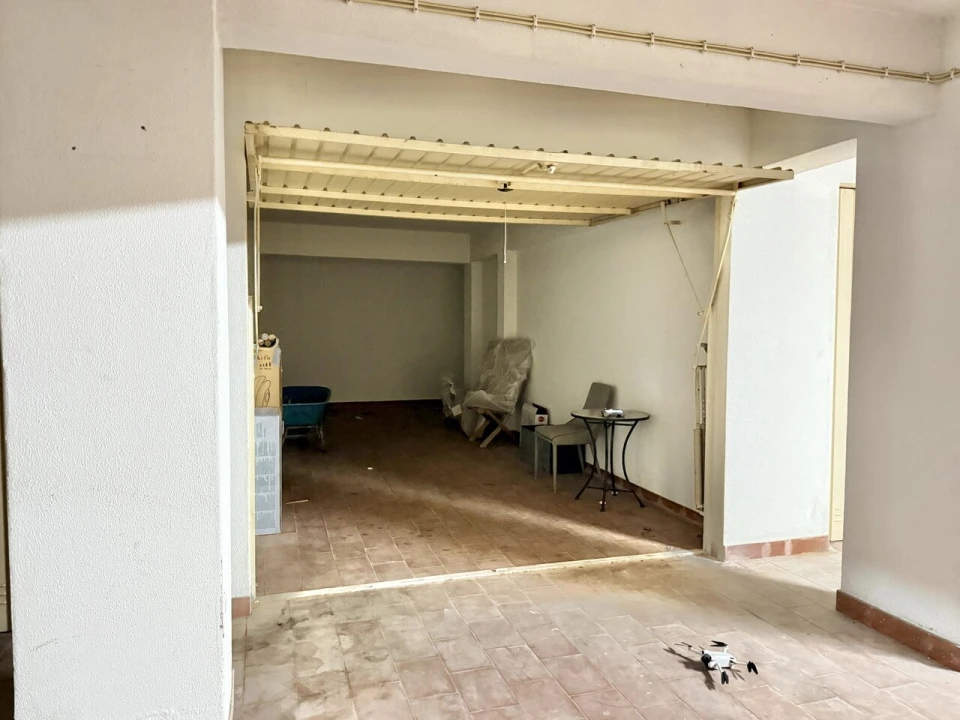 Garagem para Venda em Porches Foto 4