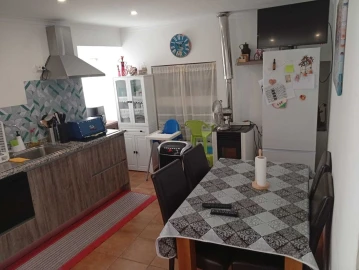 Moradia T1 para Venda em Cavadoude