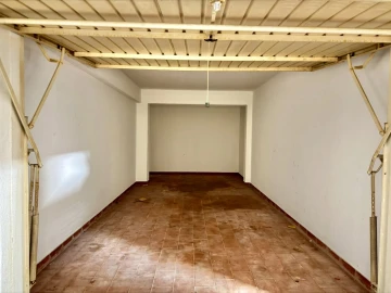 Garagem para Venda em Porches