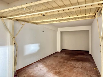 Garagem para Venda em Porches