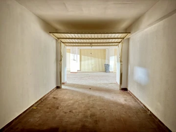 Garagem para Venda em Porches
