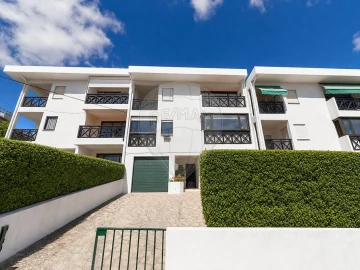 Apartamento T3 para Venda em Oeiras e São Julião da Barra, Paço de Arcos e Caxias