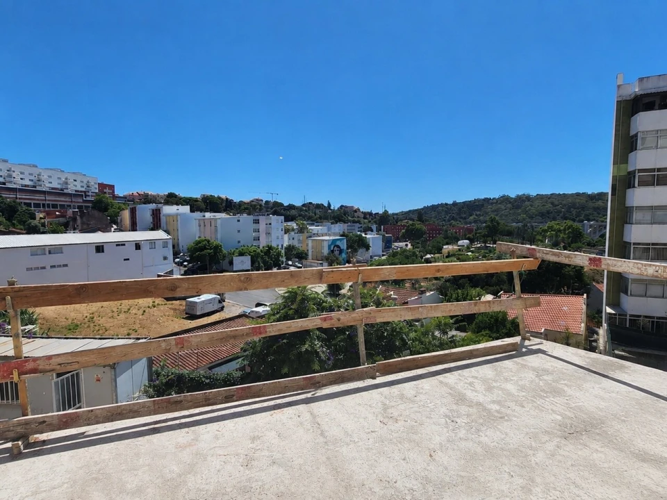 Apartamento T1 para Venda em Campolide Foto 2
