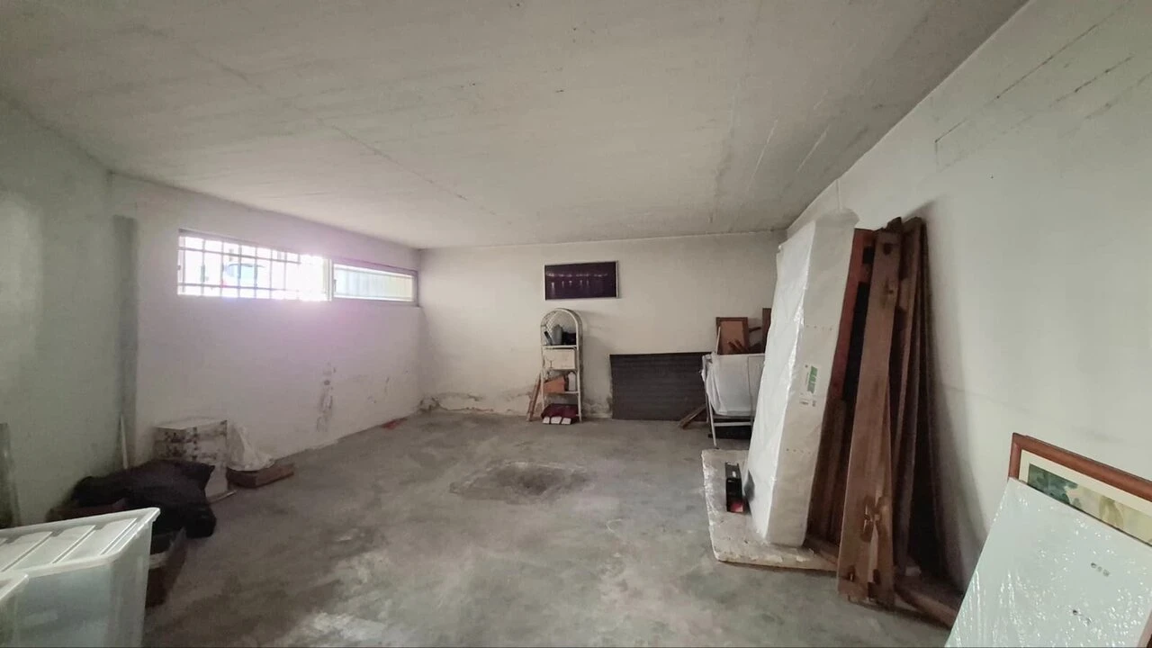Garagem para Arrendamento em Ericeira Foto 5