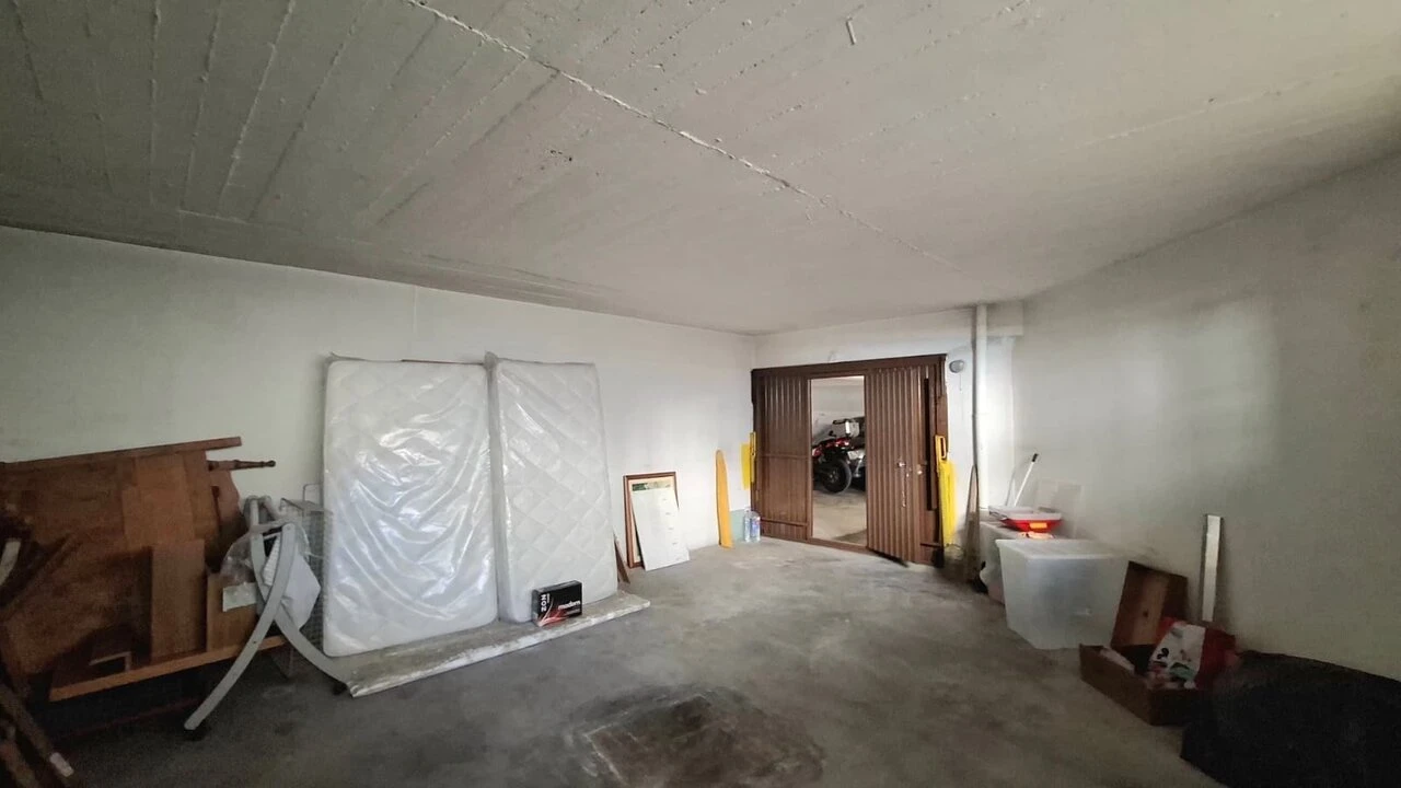 Garagem para Arrendamento em Ericeira Foto 8