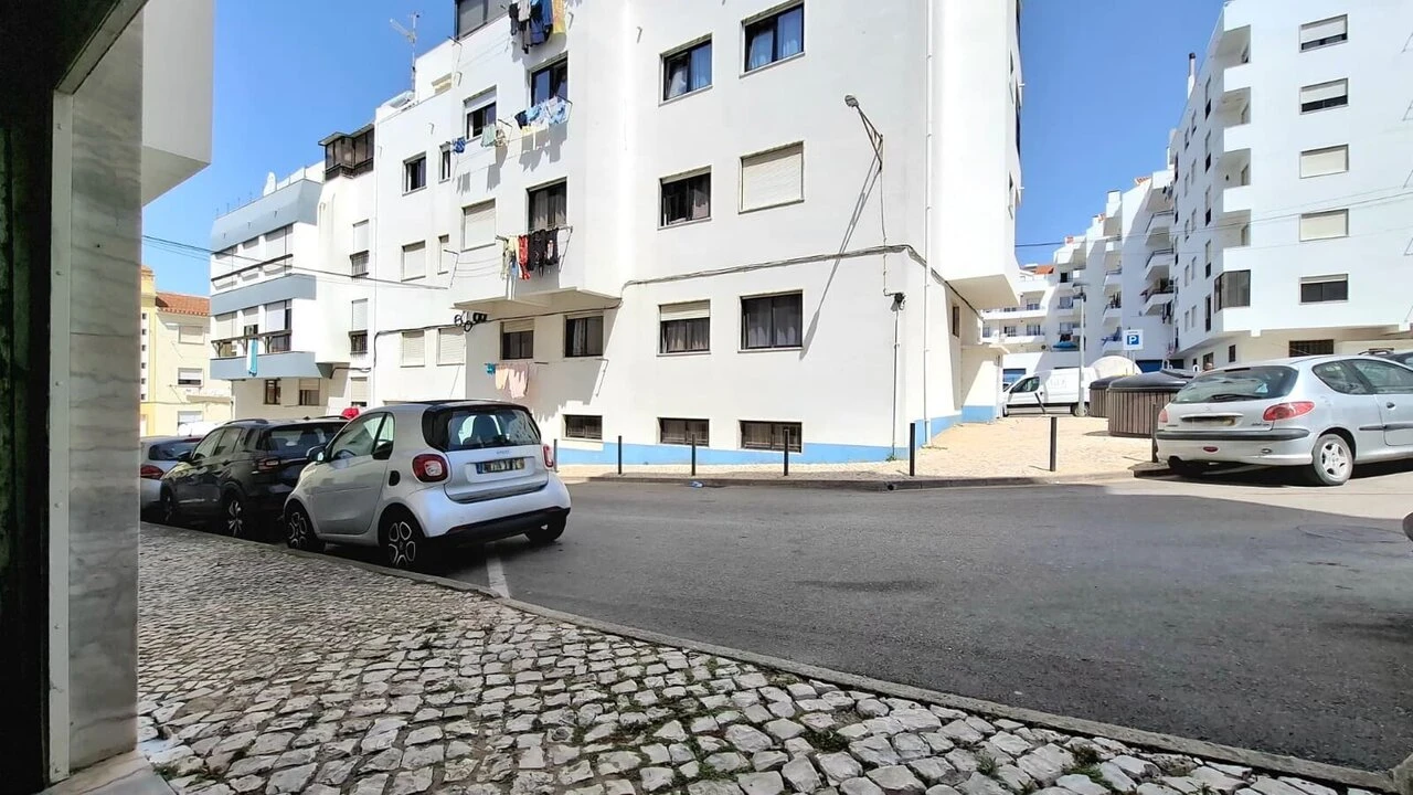 Garagem para Arrendamento em Ericeira Foto 11