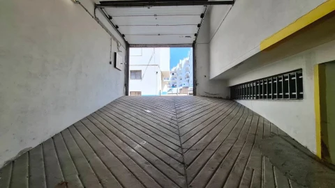 Garagem para Arrendamento em Ericeira