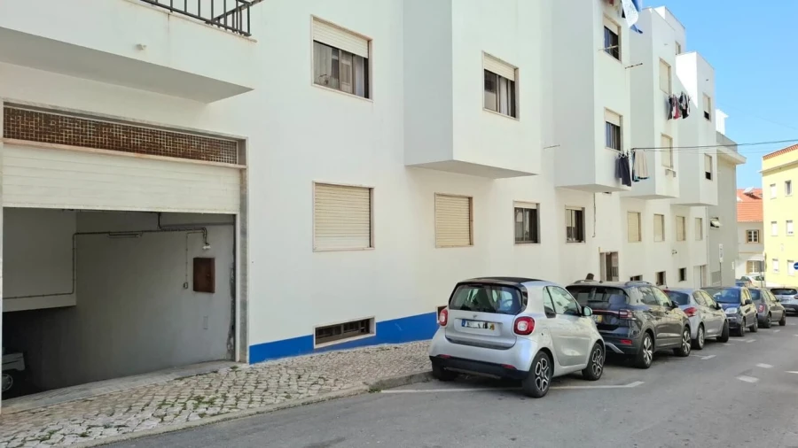 Garagem para Arrendamento em Ericeira Foto 10
